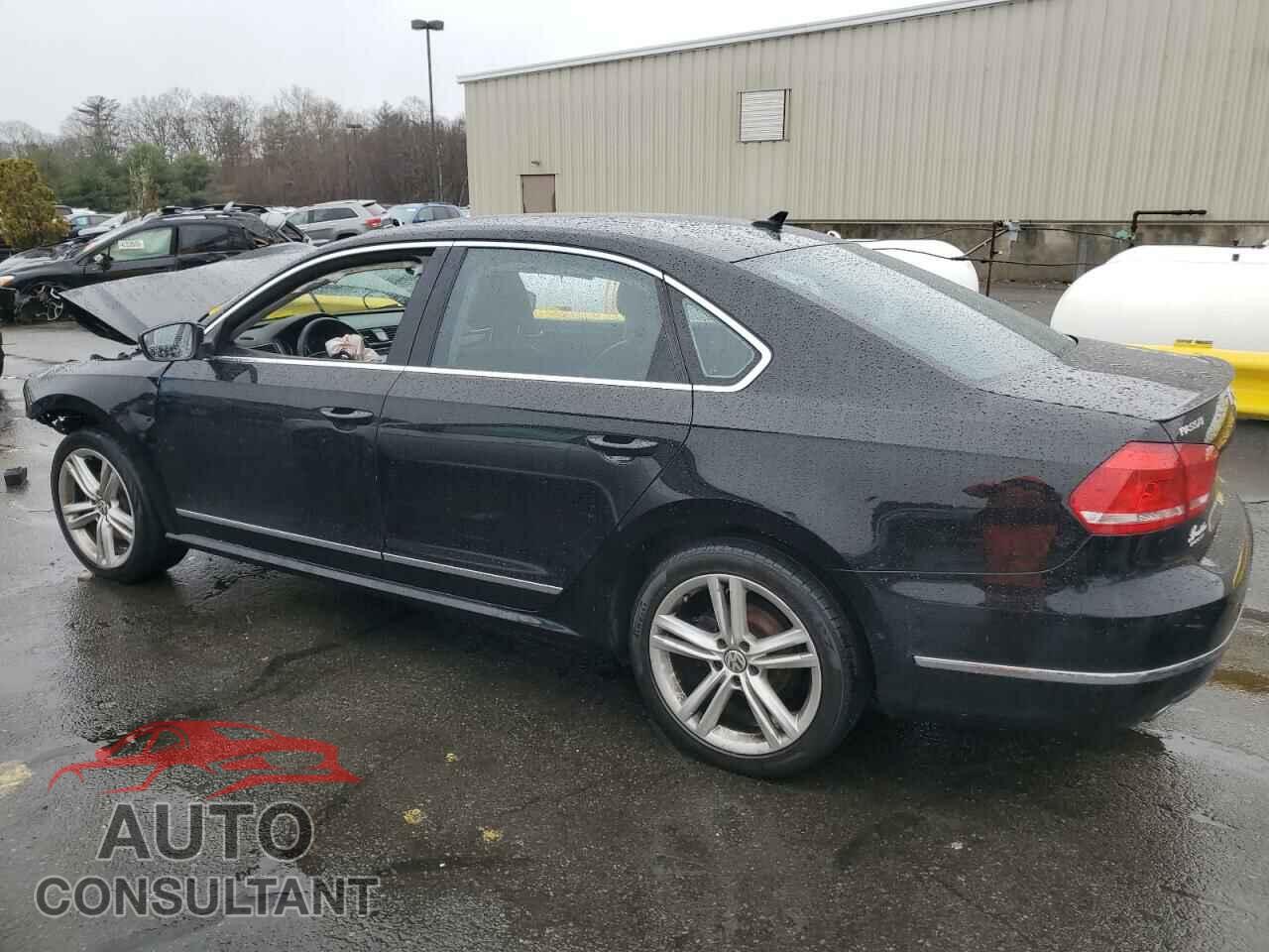VOLKSWAGEN PASSAT 2014 - 1VWCN7A32EC041961