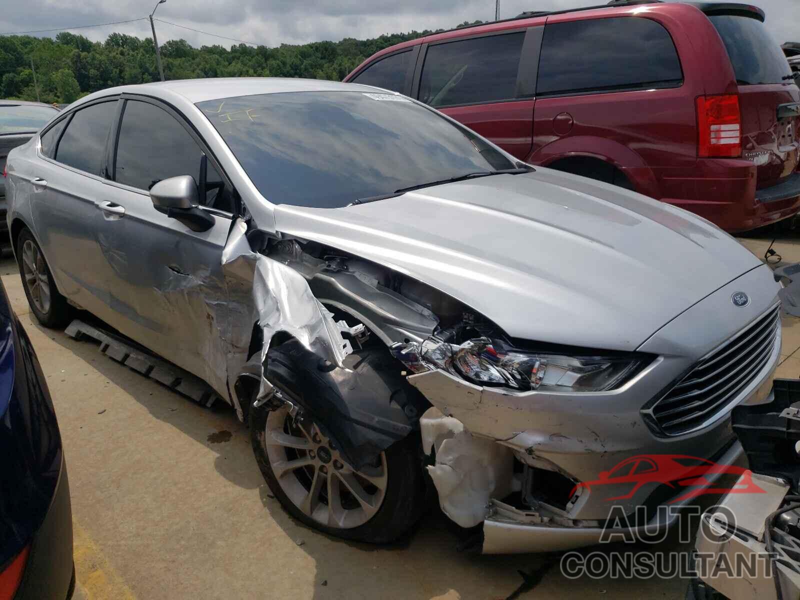 FORD FUSION 2019 - 3FA6P0HD5KR111858