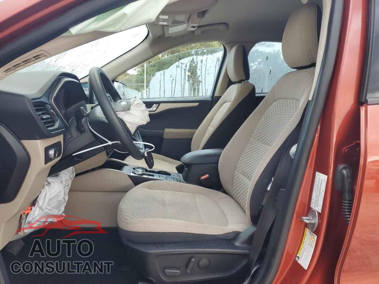 FORD ESCAPE 2020 - 1FMCU9G69LUA20062