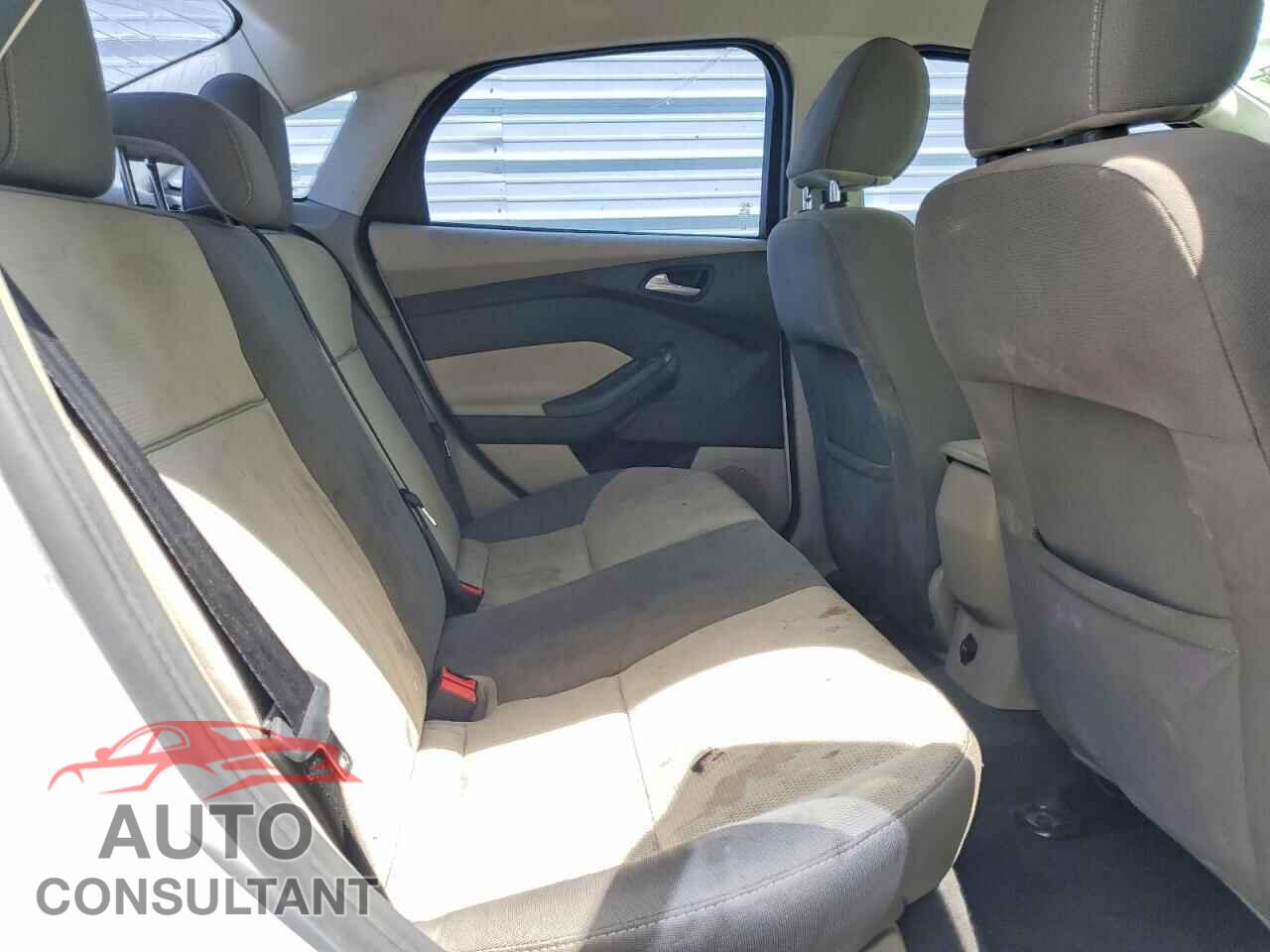 FORD FOCUS 2014 - 1FADP3F2XEL167811