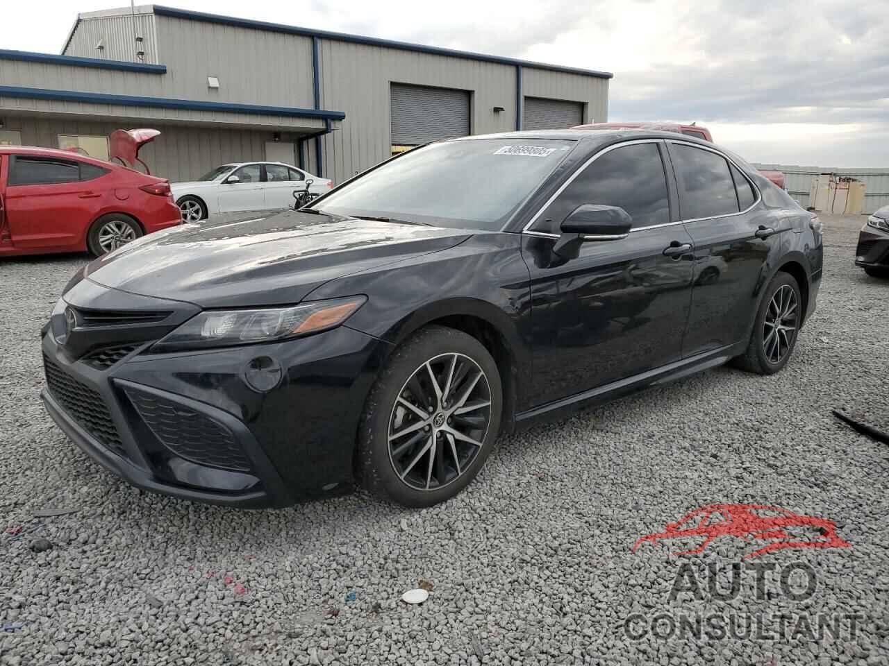 TOYOTA CAMRY 2022 - 4T1G11AK4NU617737
