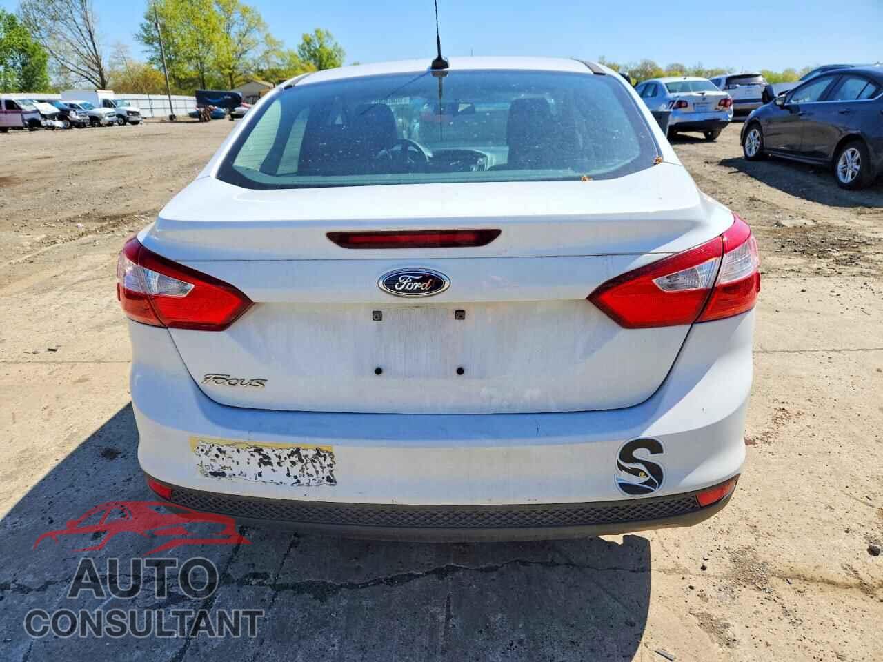 FORD FOCUS 2013 - 1FADP3E27DL320662
