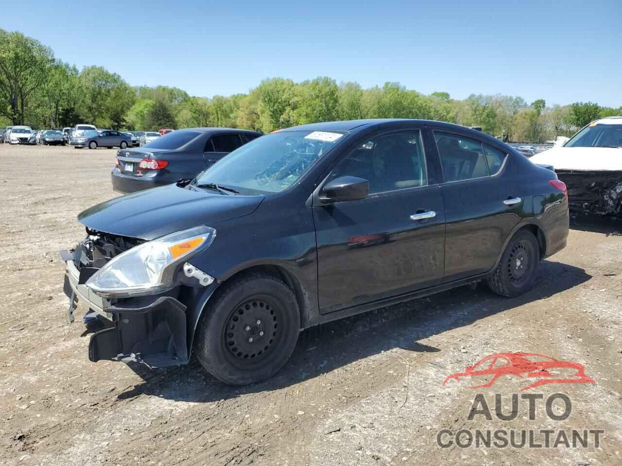 NISSAN VERSA 2018 - 3N1CN7AP0JL879686