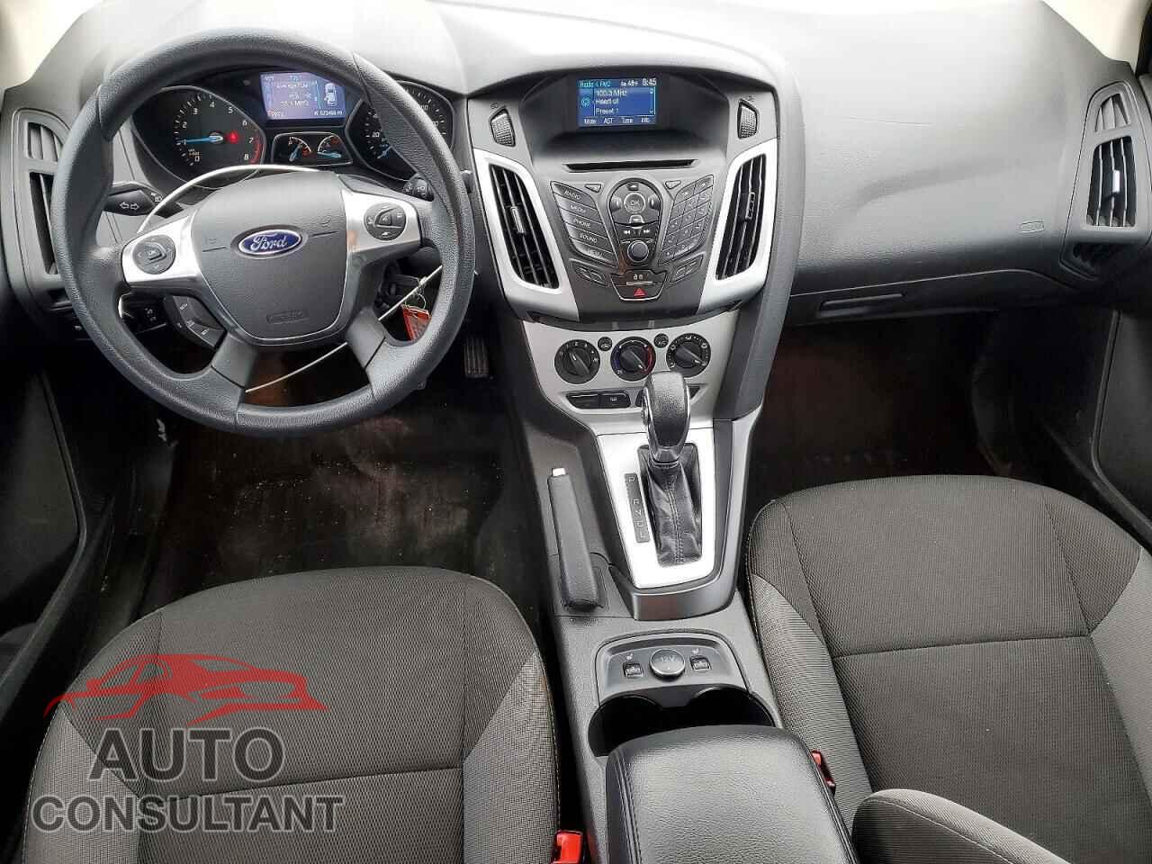 FORD FOCUS 2014 - 1FADP3F21EL197876