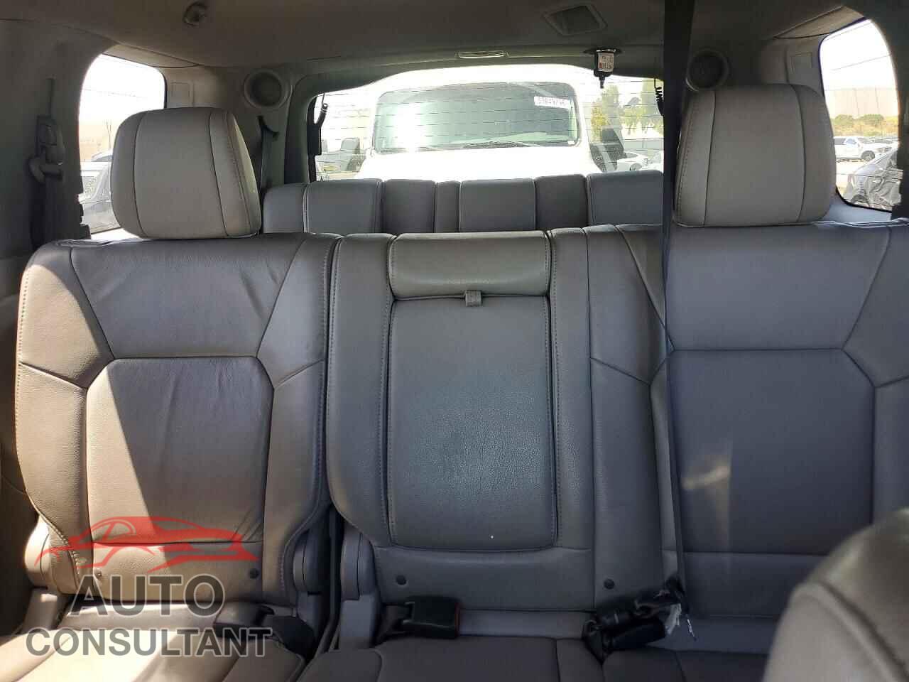 HONDA PILOT 2012 - 5FNYF4H96CB078879