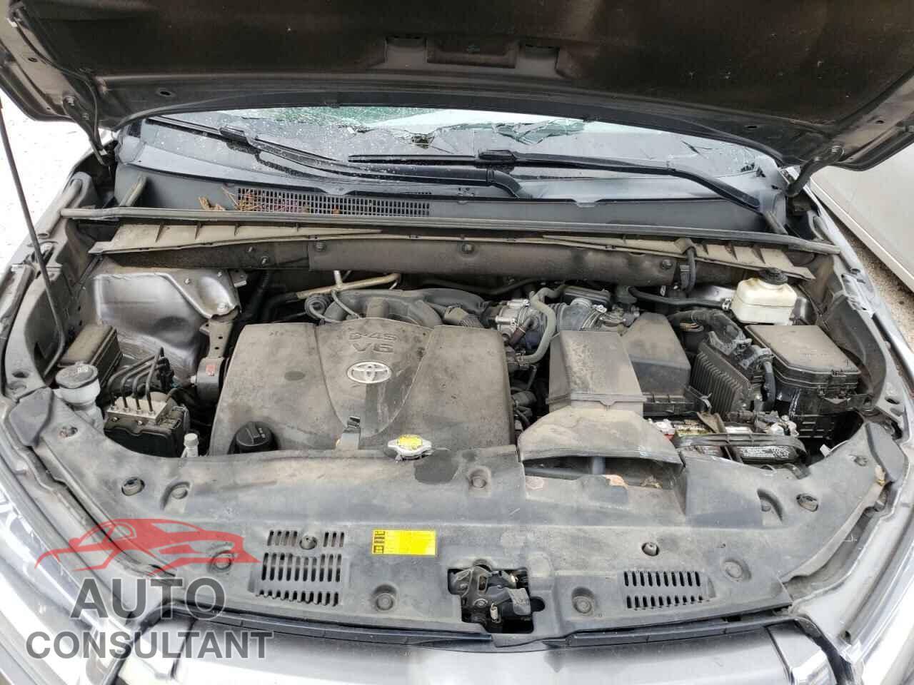 TOYOTA HIGHLANDER 2017 - 5TDYZRFH9HS212866