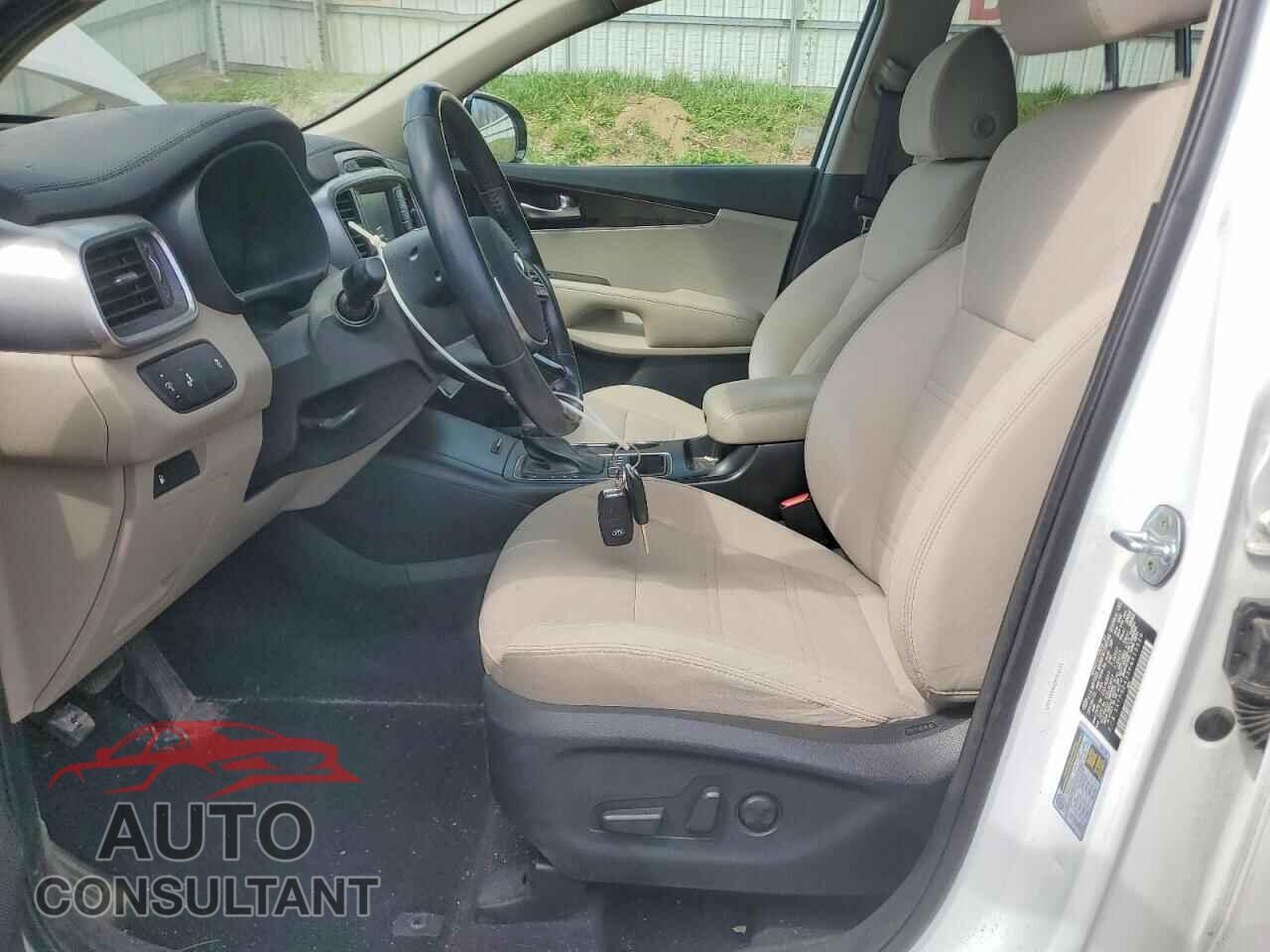 KIA SORENTO 2019 - 5XYPGDA33KG515520
