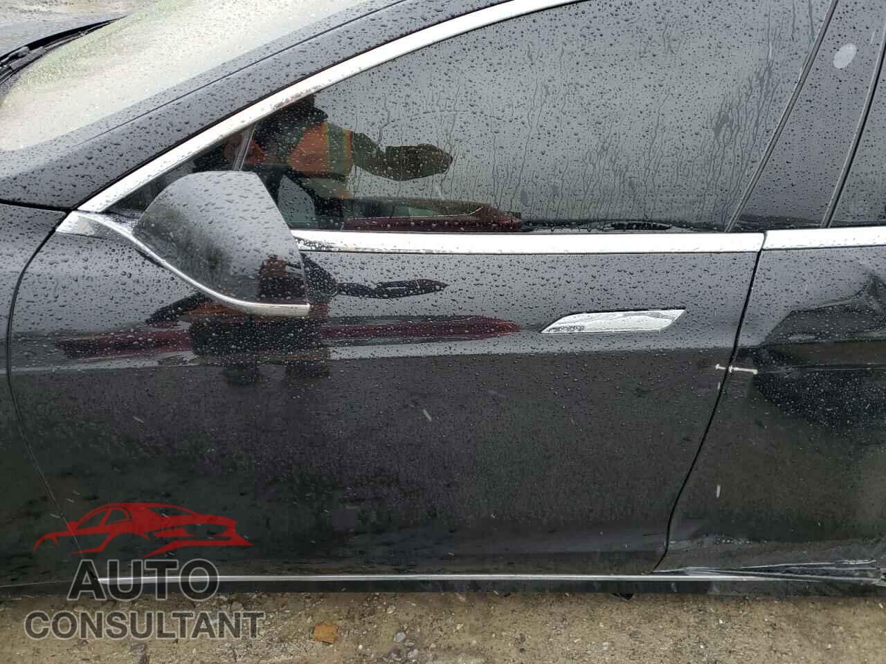 TESLA MODEL S 2018 - 5YJSA1E26JF291161