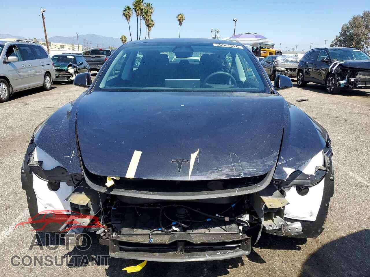 TESLA MODEL 3 2026 - 5YJ3E1EA7TF145970