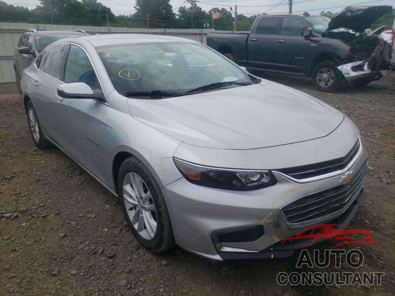 CHEVROLET MALIBU 2018 - 1G1ZD5ST1JF254243