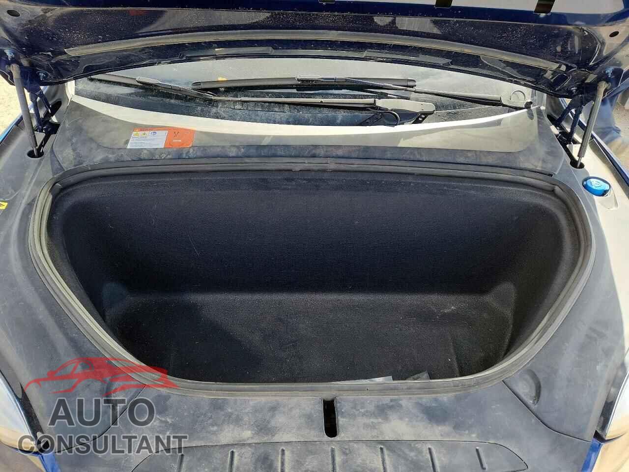 TESLA MODEL X 2017 - 5YJXCAE29HF051645