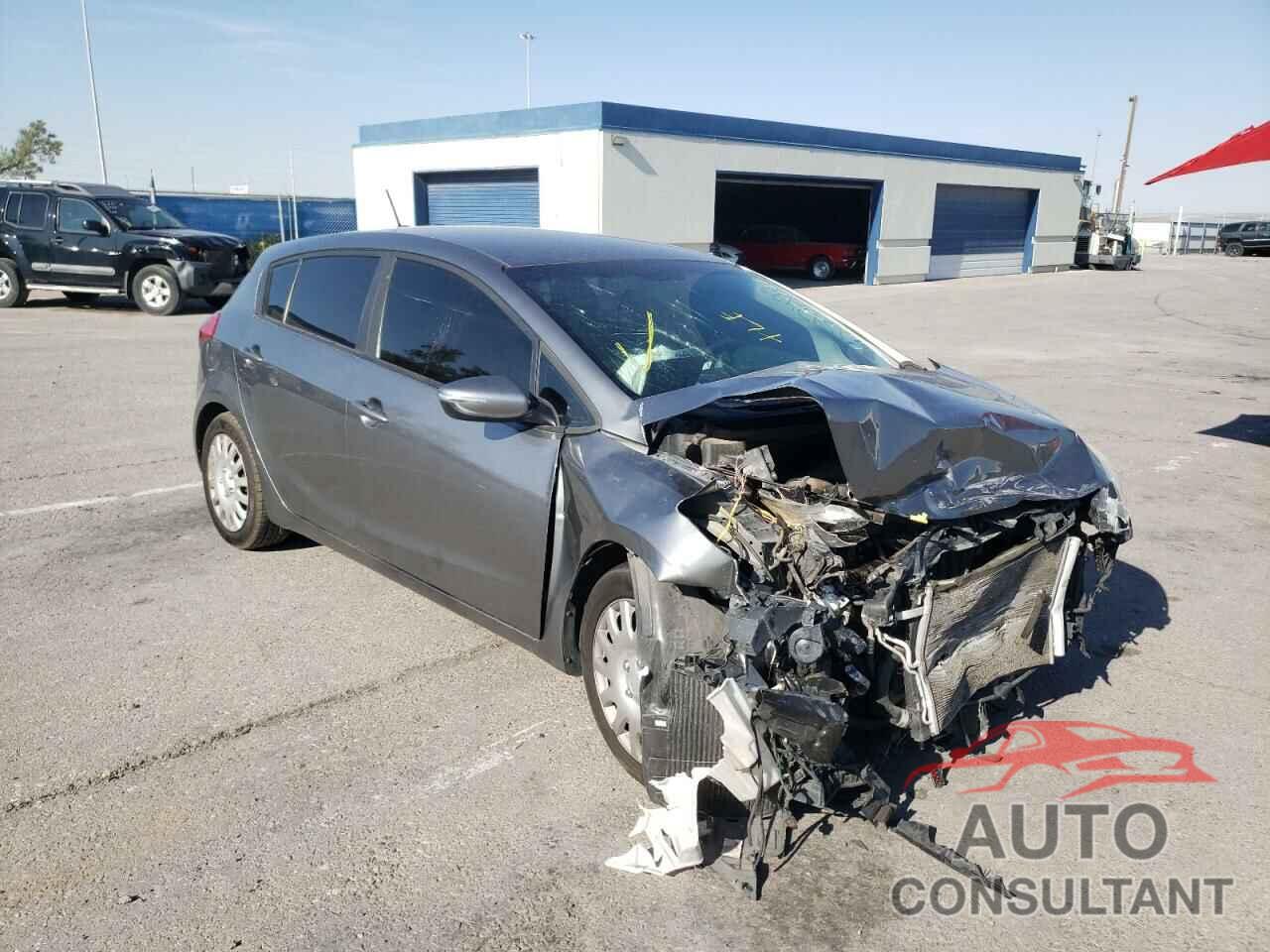 KIA FORTE 2016 - KNAFK5A85G5648949