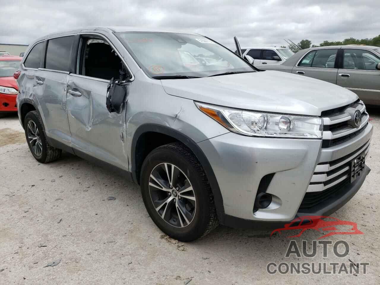 TOYOTA HIGHLANDER 2019 - 5TDZARFH4KS056013