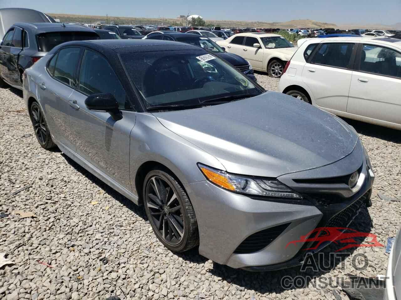 TOYOTA CAMRY 2020 - 4T1KZ1AK2LU045535