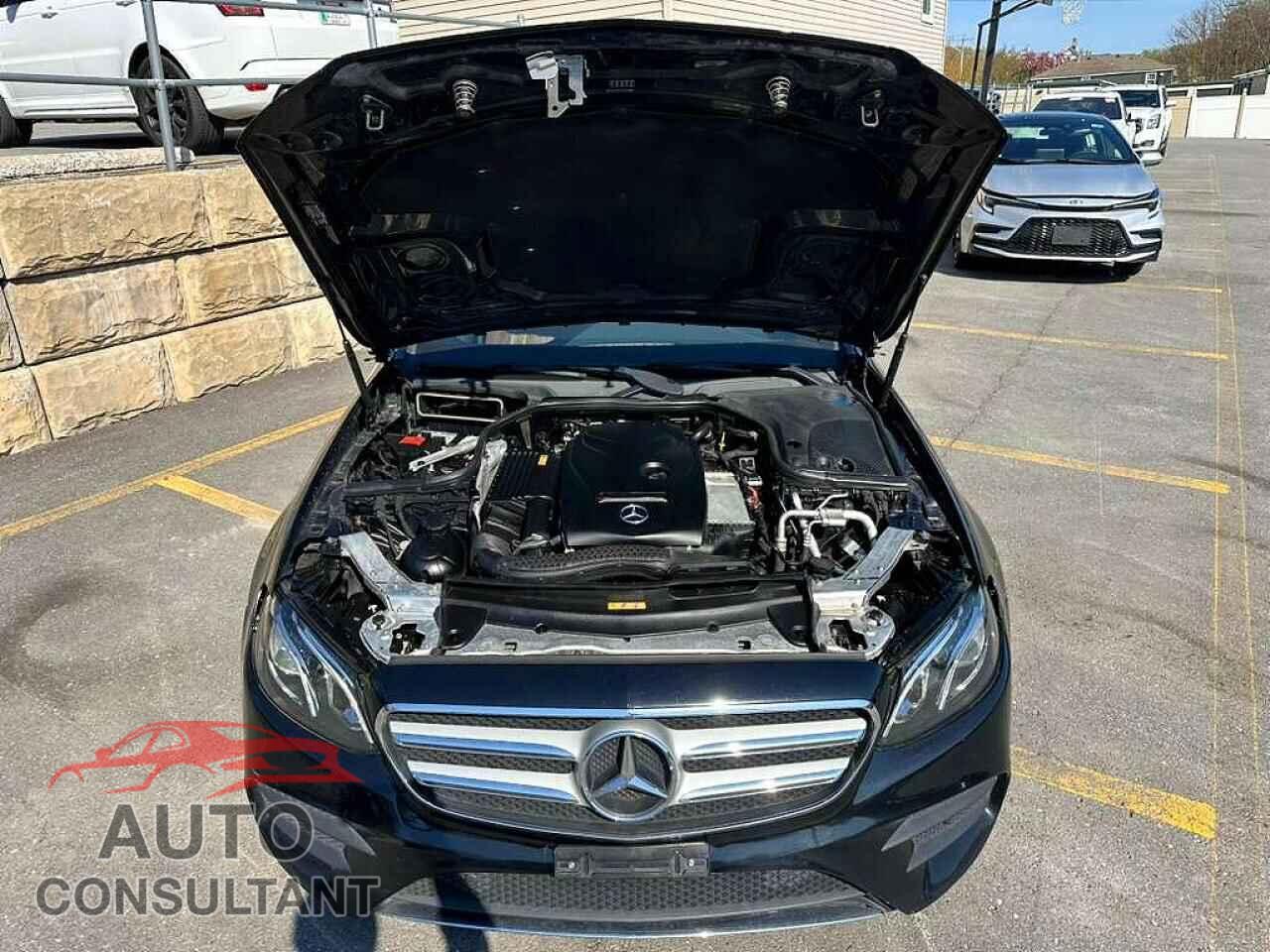 MERCEDES-BENZ E-CLASS 2017 - WDDZF4KB2HA037252