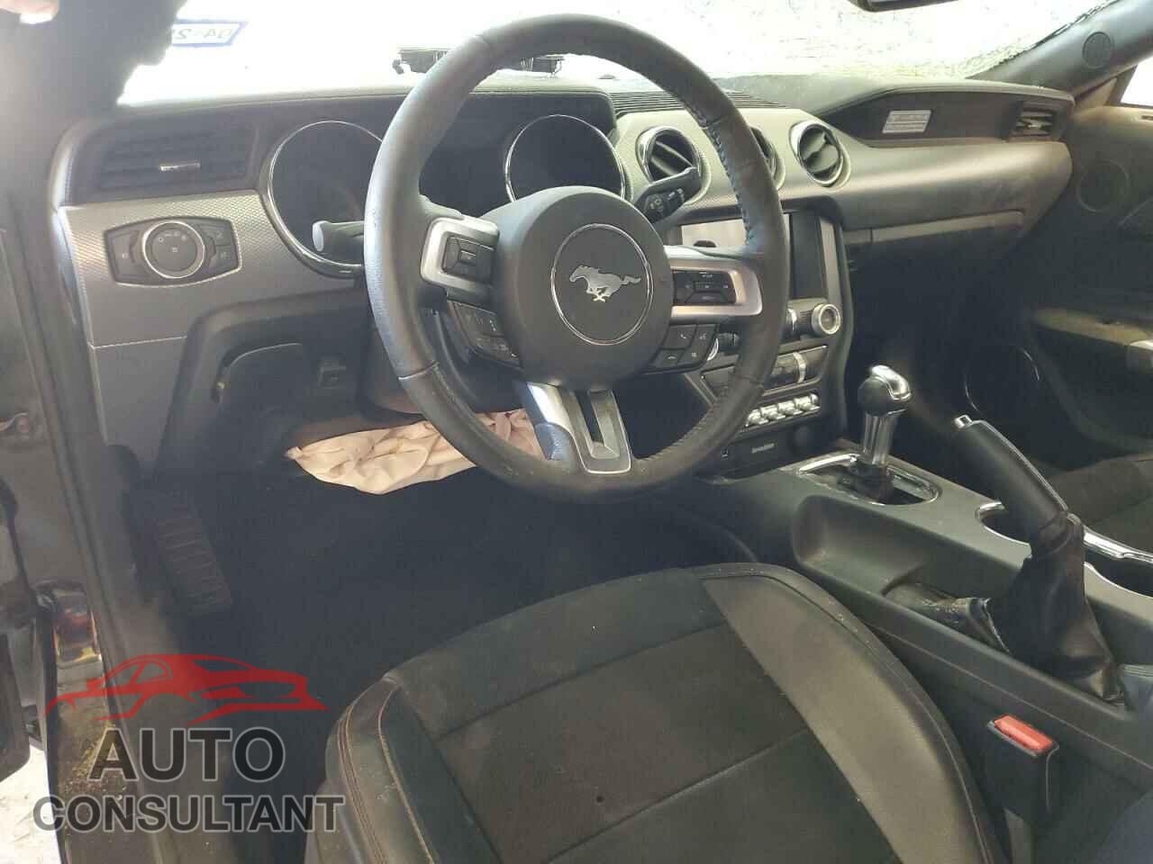 FORD MUSTANG 2016 - 1FA6P8CF3G5242062