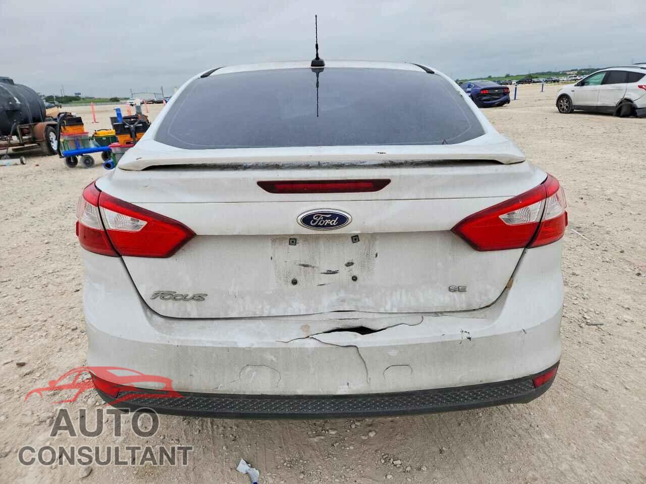 FORD FOCUS 2013 - 1FADP3F28DL279022