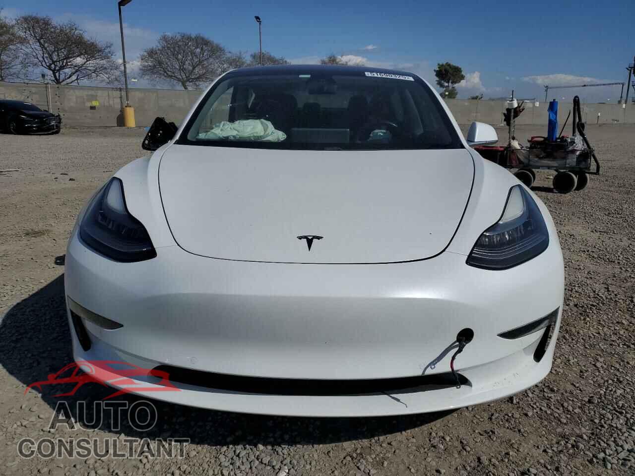 TESLA MODEL 3 2018 - 5YJ3E1EA3JF011213