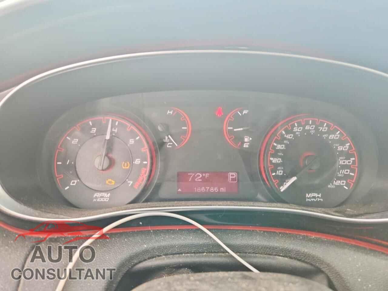 DODGE DART 2015 - 1C3CDFBB6FD310274