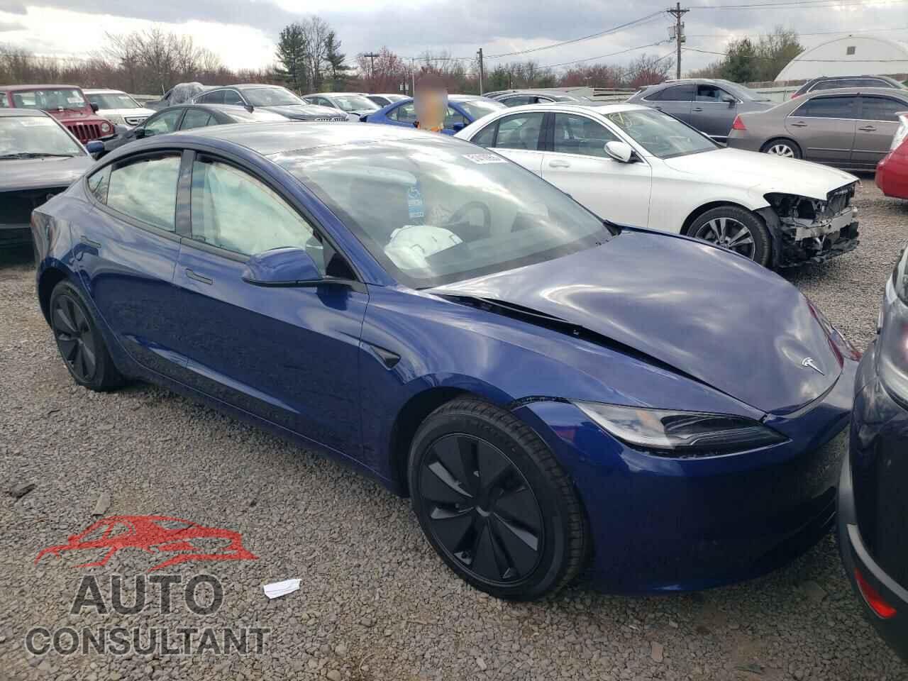 TESLA MODEL 3 2025 - 5YJ3E1EA9SF979642