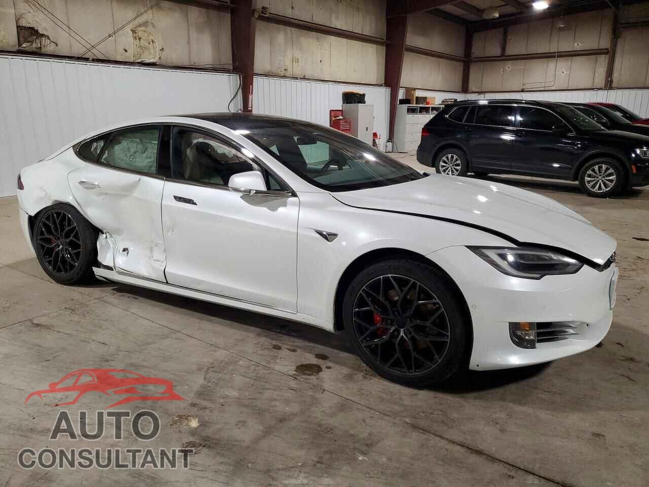 TESLA MODEL S 2019 - 5YJSA1E46KF335114