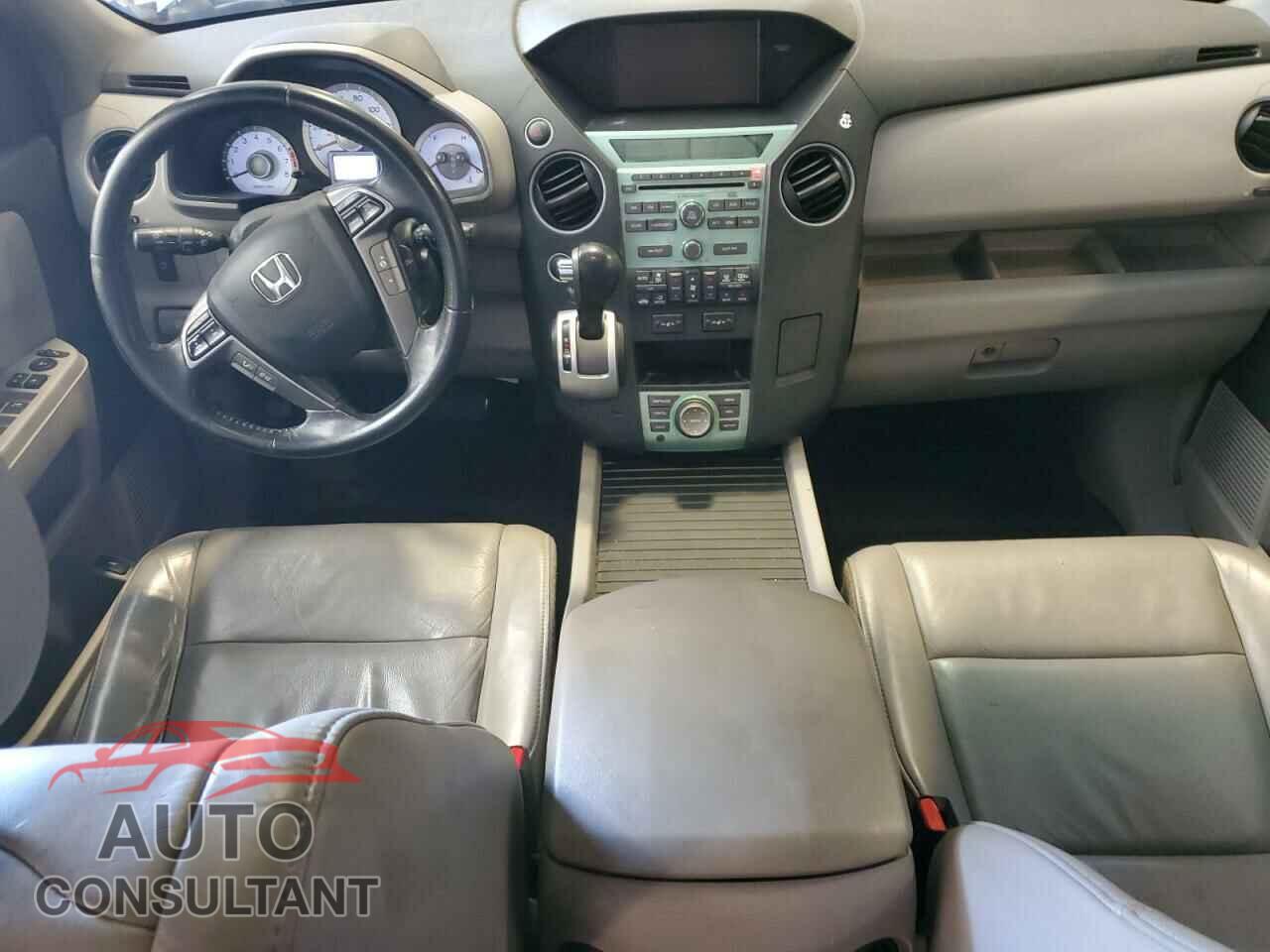 HONDA PILOT 2011 - 5FNYF4H76BB067894