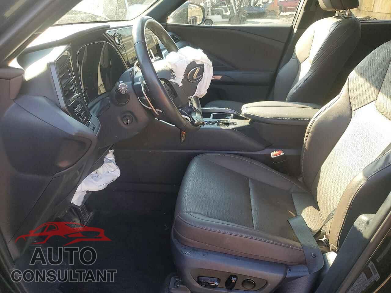LEXUS UNKNOWN 2025 - 5TDAAAB6XSS023780