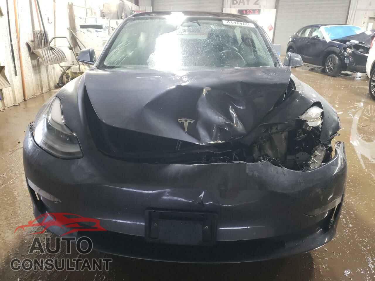 TESLA MODEL 3 2022 - 5YJ3E1EA8NF372507