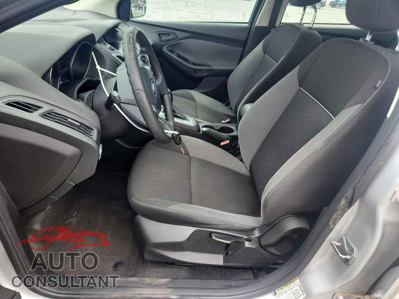 FORD FOCUS 2012 - 1FAHP3F22CL120867