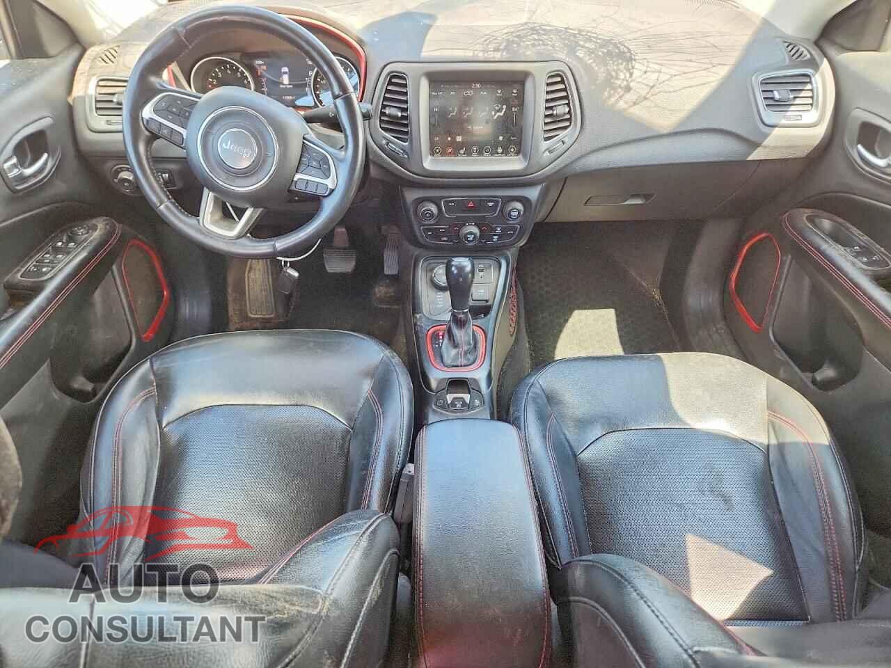 JEEP COMPASS 2018 - 3C4NJDDB5JT345857