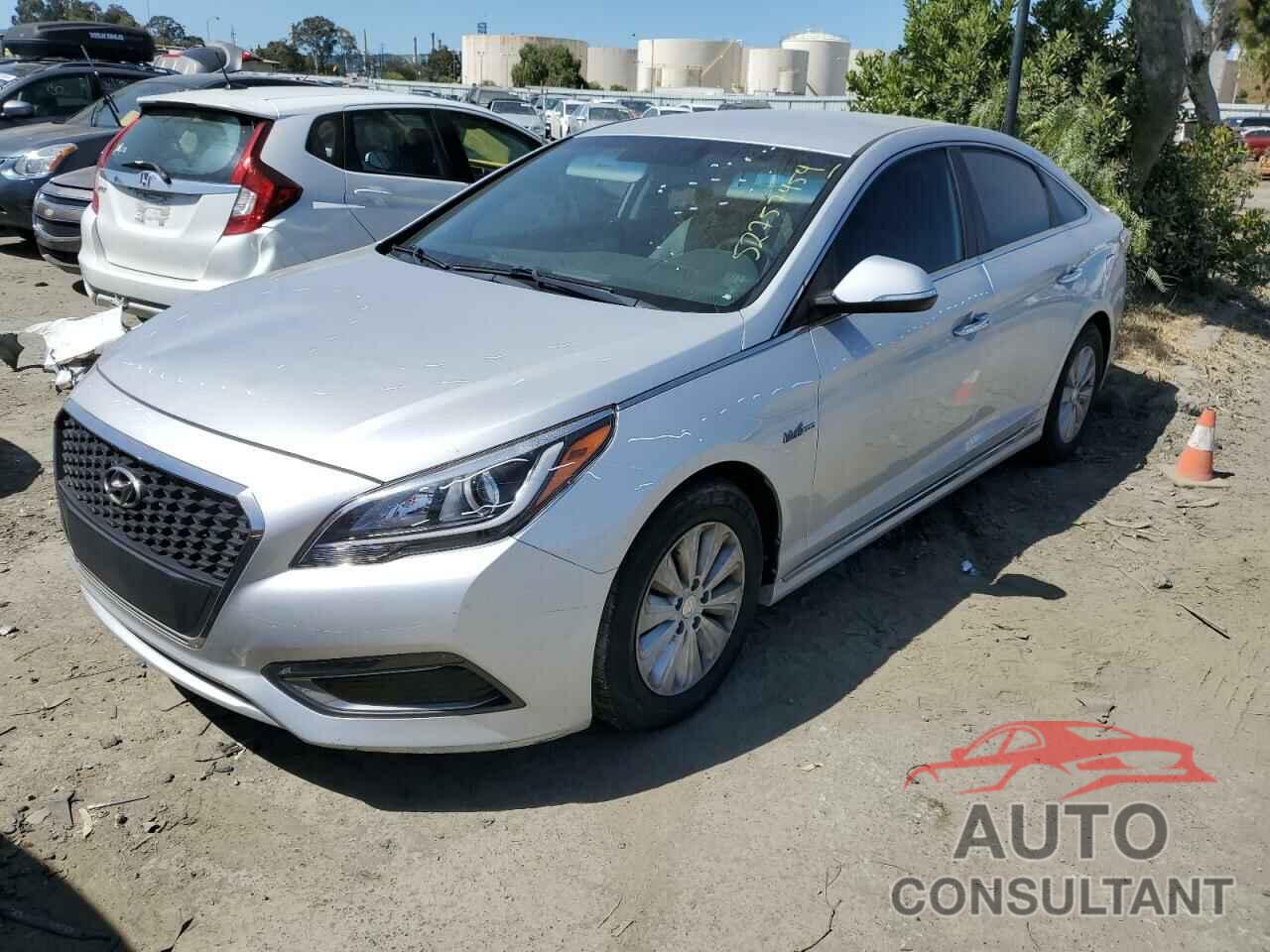 HYUNDAI SONATA 2016 - KMHE24L11GA038168