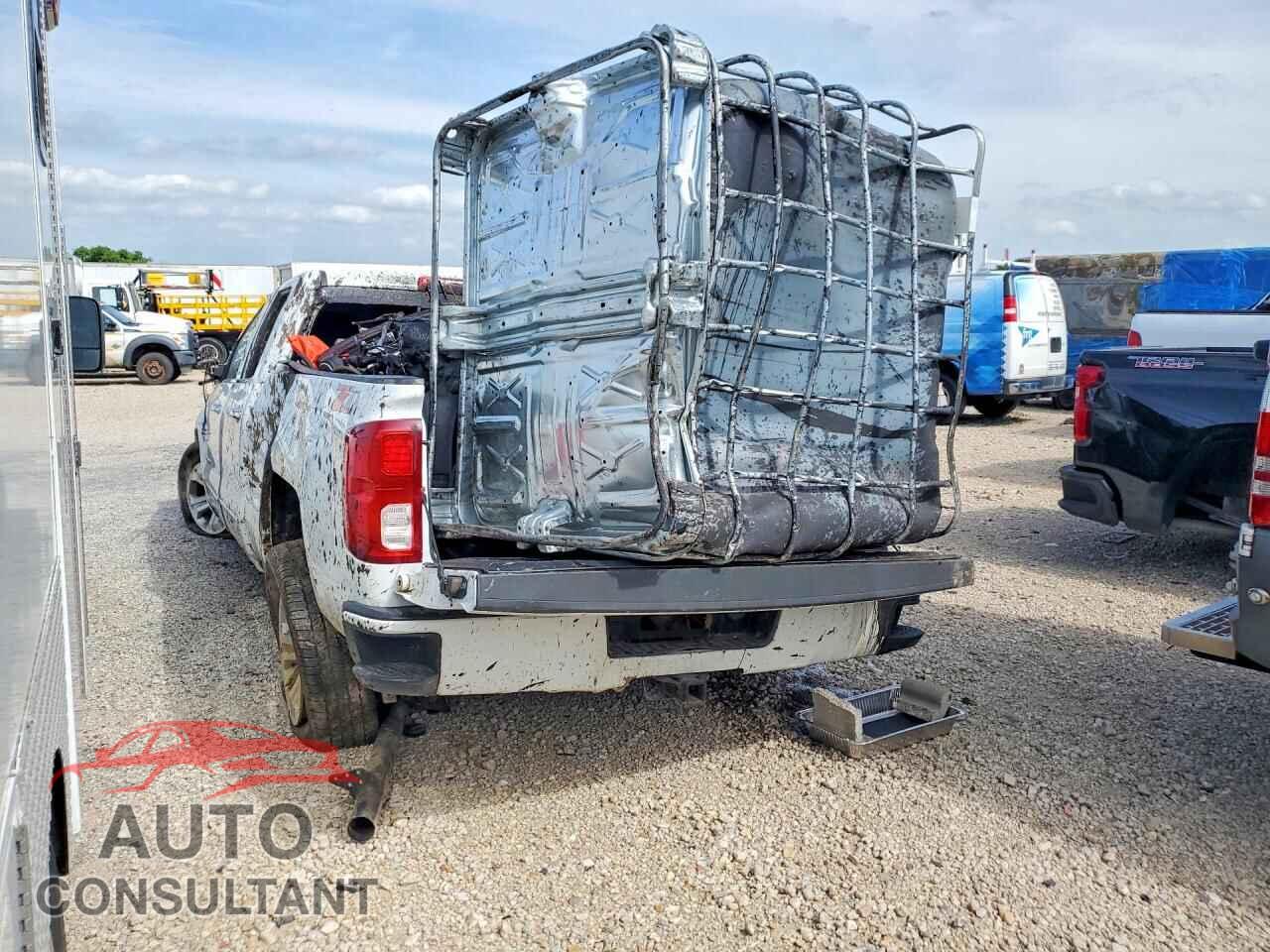 CHEVROLET SILVERADO 2017 - 1C6SRFHT7MN581707