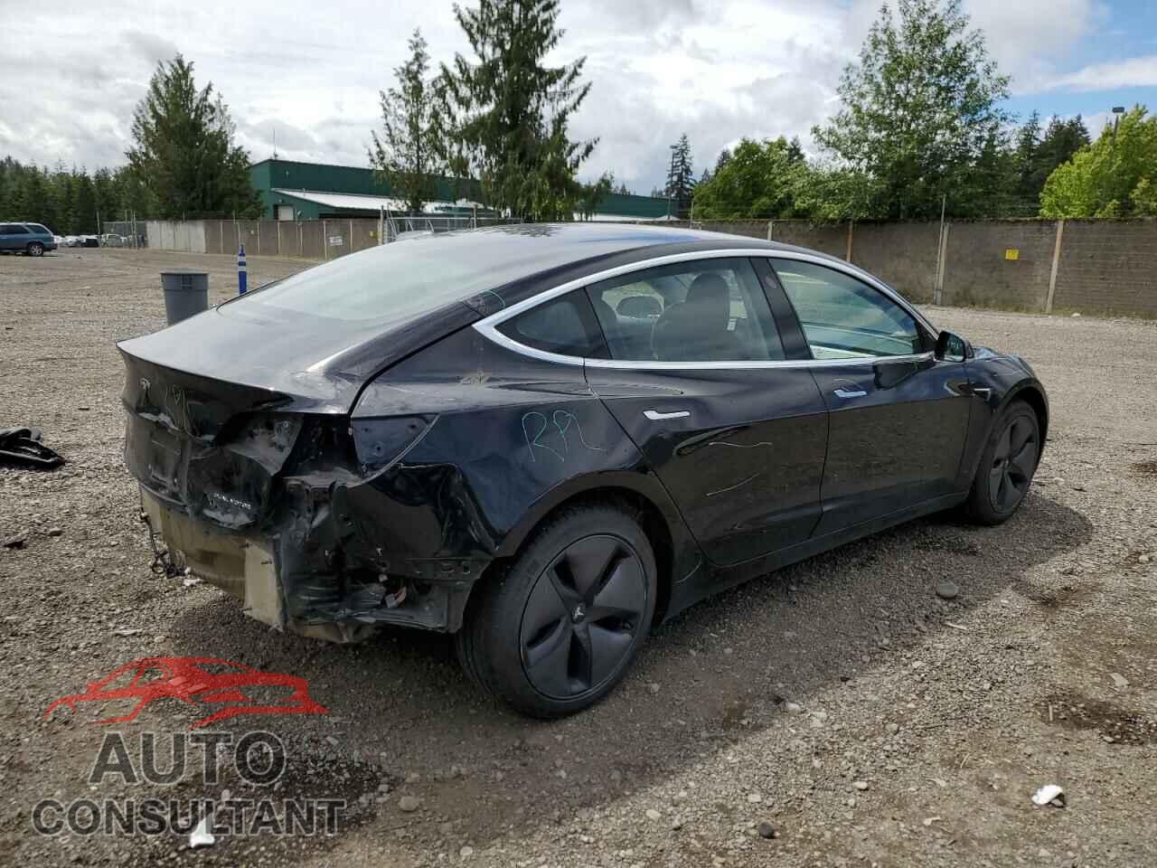 TESLA MODEL 3 2018 - 5YJ3E1EB8JF070704