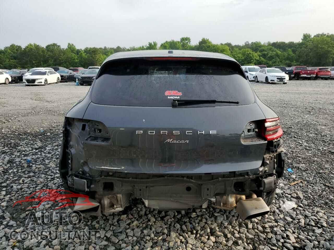 PORSCHE MACAN 2017 - WP1AA2A56HLB08283