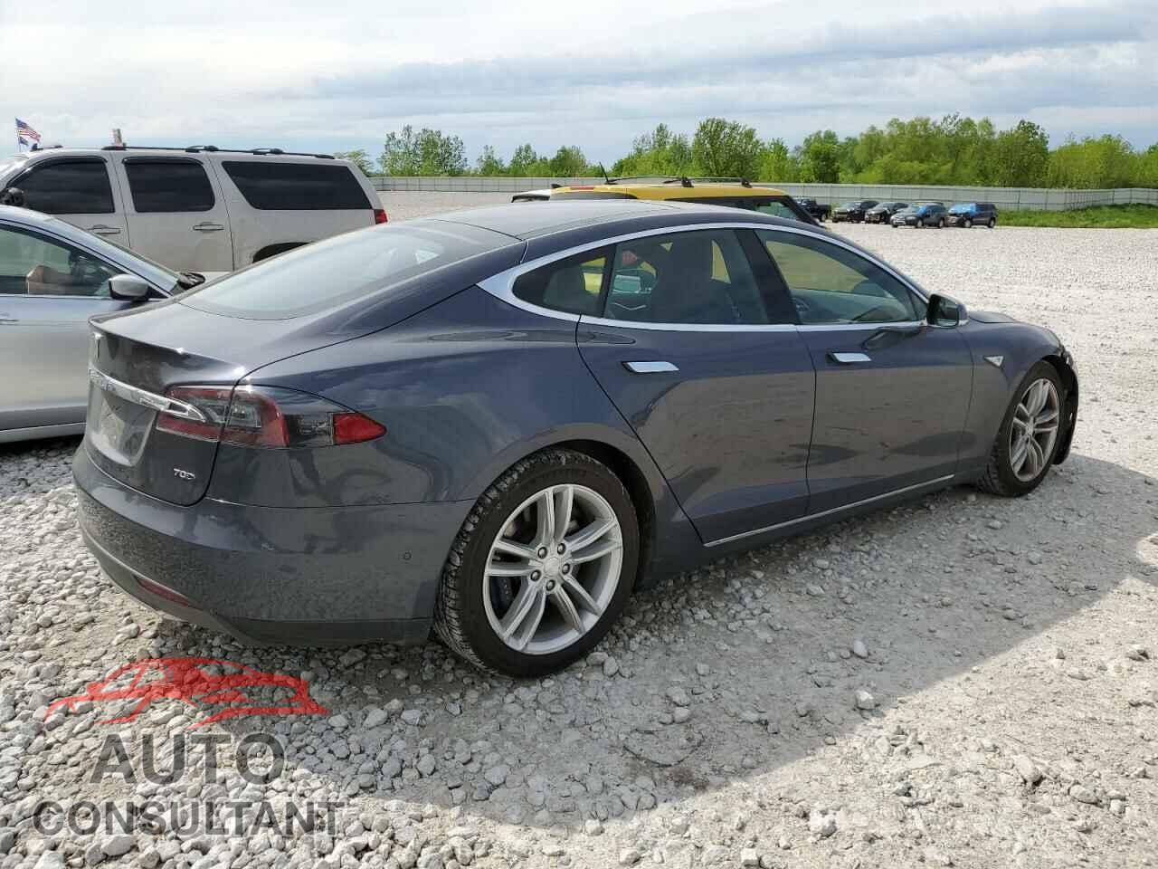 TESLA MODEL S 2016 - 5YJSA1E20GF129356