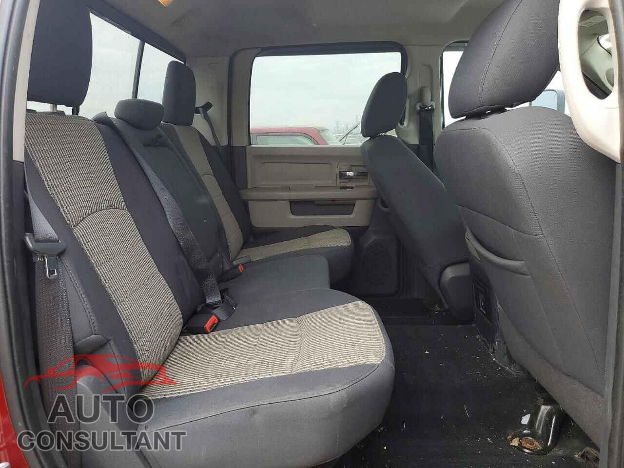 DODGE RAM 1500 2012 - 1C6RD7LT4CS161235
