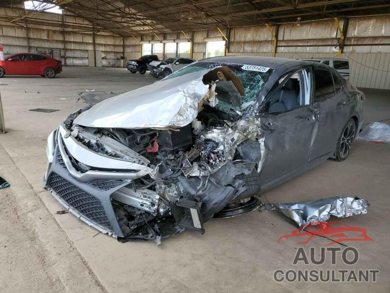 TOYOTA CAMRY 2019 - 4T1B11HK0KU214009