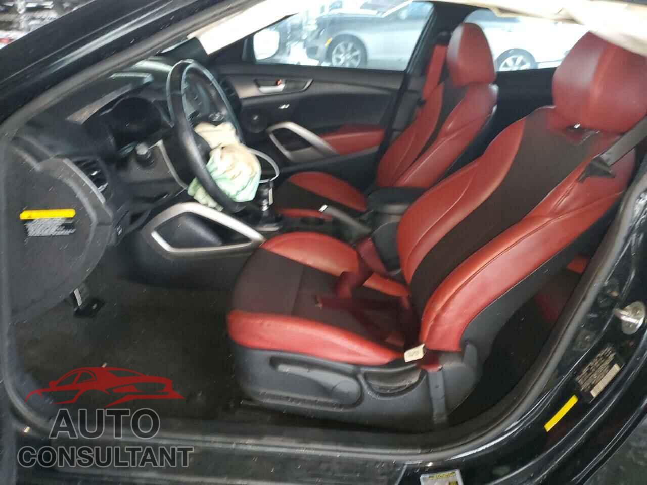 HYUNDAI VELOSTER 2016 - KMHTC6AE2GU299426