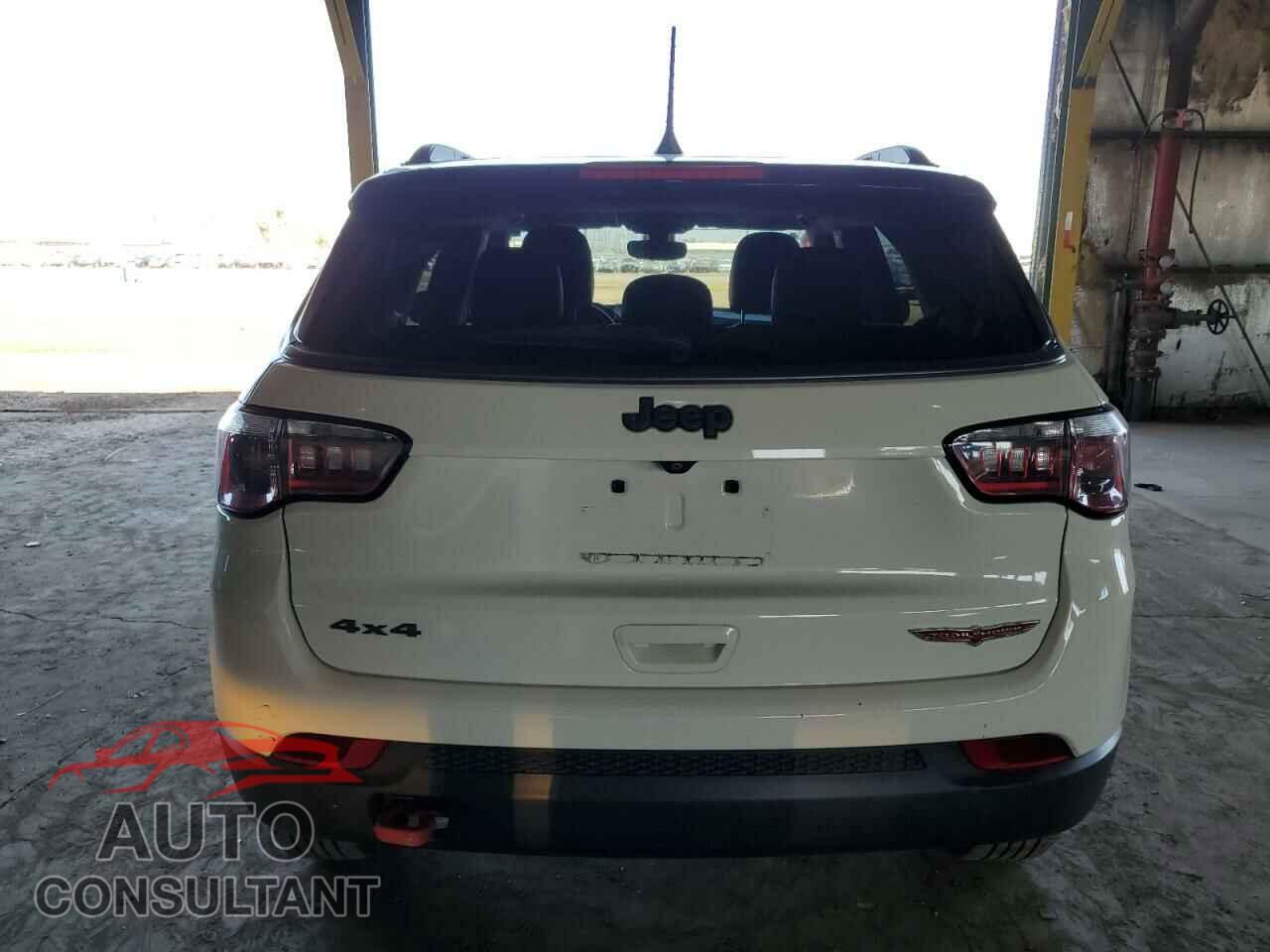 JEEP COMPASS 2019 - 3C4NJDDB2KT618268