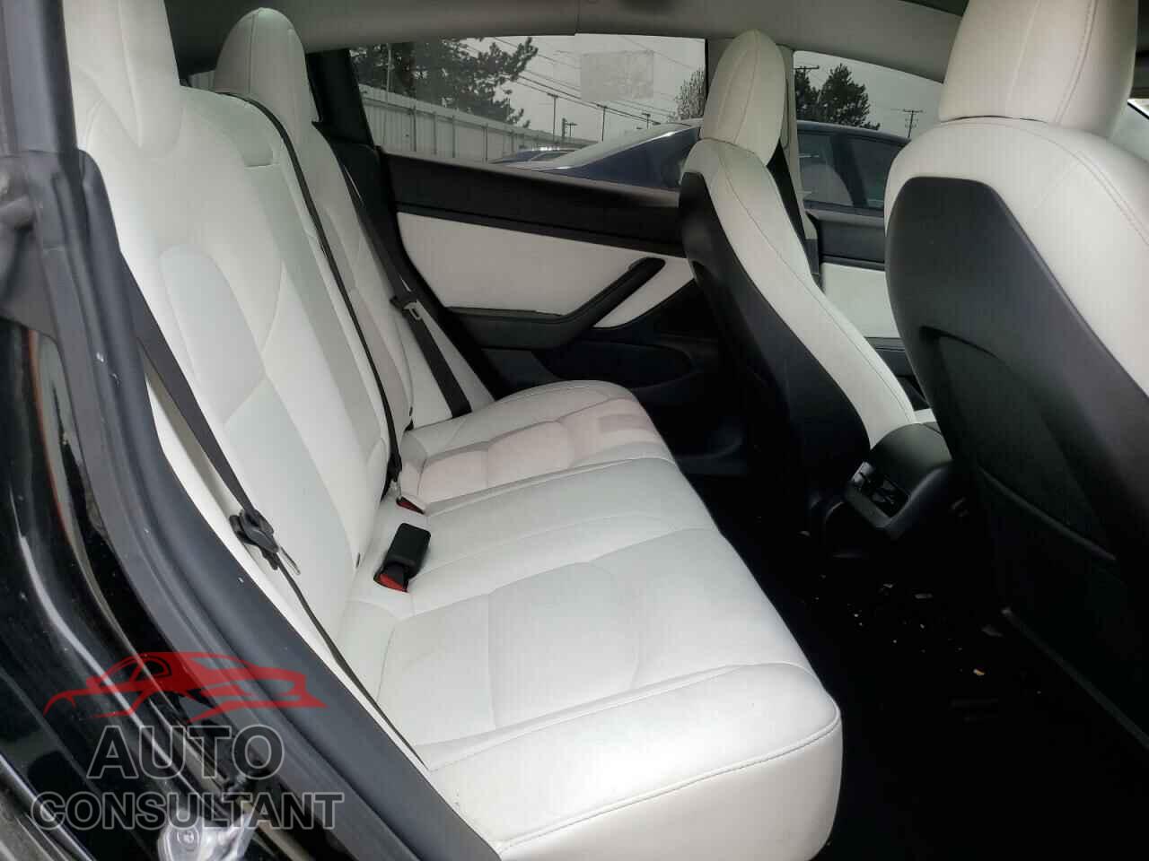 TESLA MODEL 3 2021 - 5YJ3E1EA2MF850760