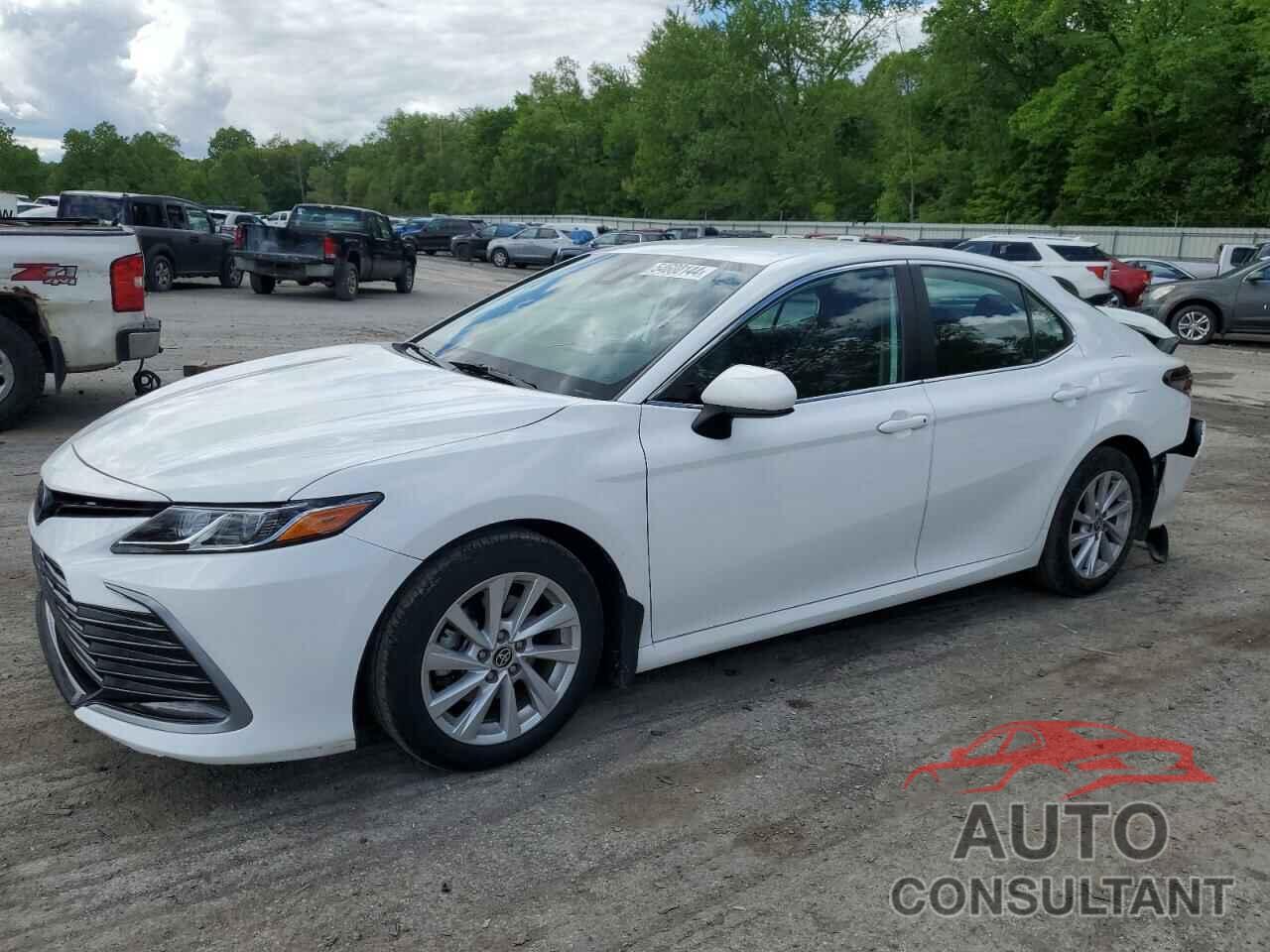 TOYOTA CAMRY 2022 - 4T1C11AK4NU060486