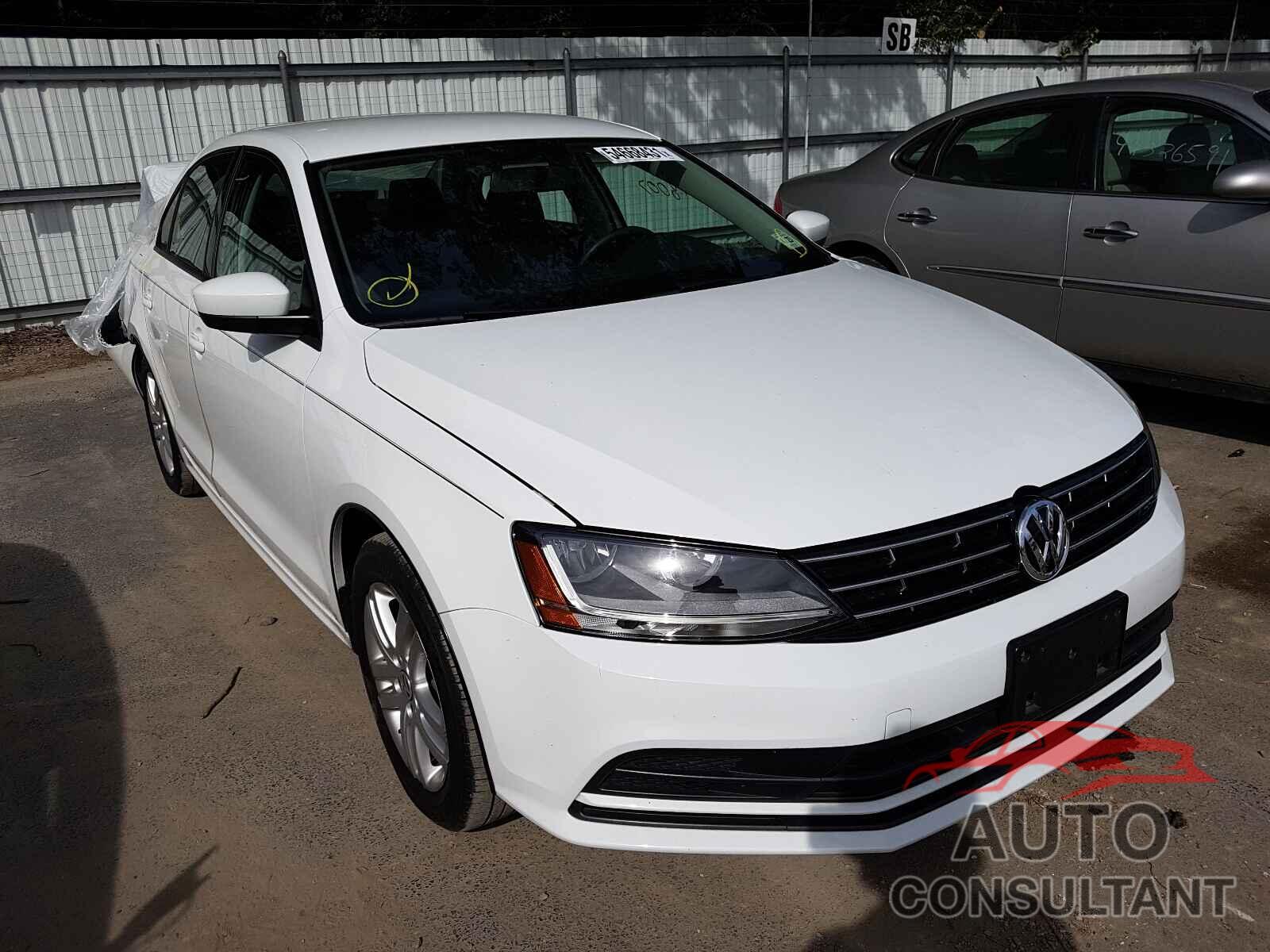 VOLKSWAGEN JETTA 2018 - 3VW2B7AJ3JM240593
