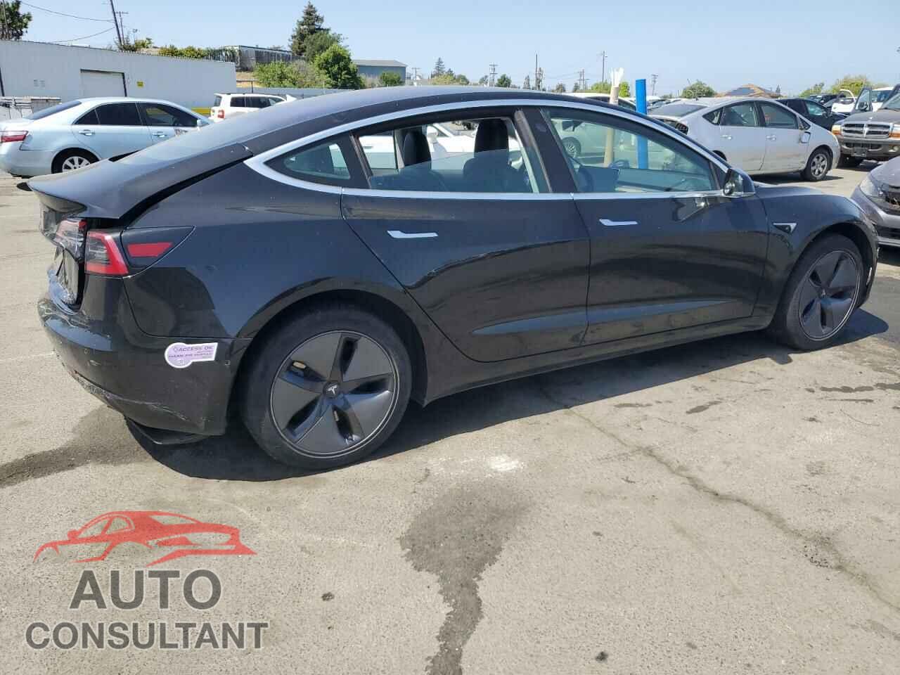 TESLA MODEL 3 2018 - 5YJ3E1EA7JF172373