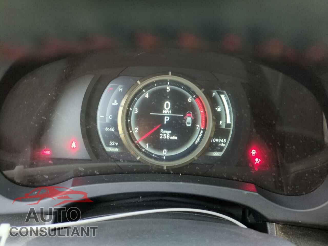 LEXUS IS 2019 - JTHBA1D28K5096956
