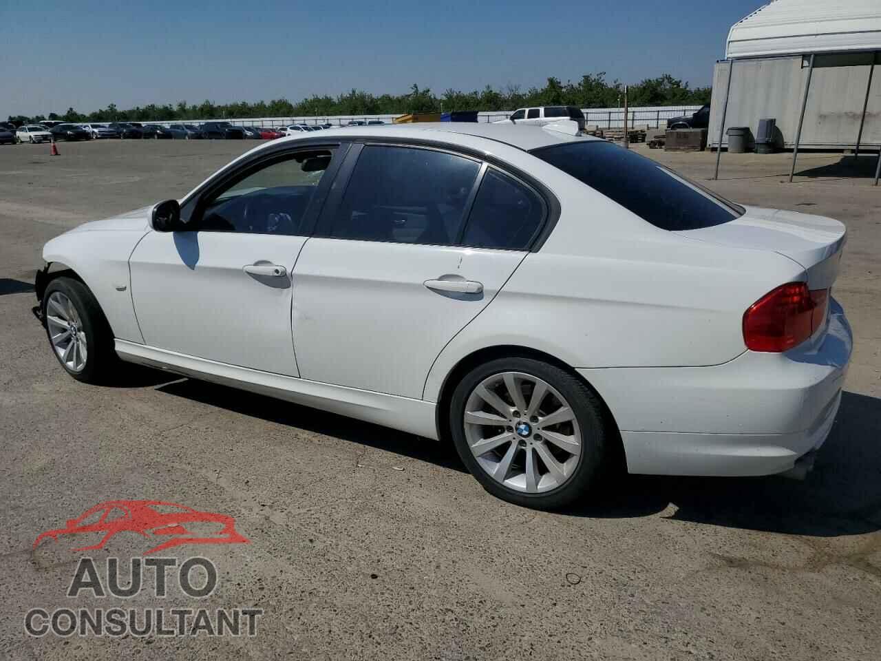 BMW 3 SERIES 2011 - WBAPH5C56BA445624