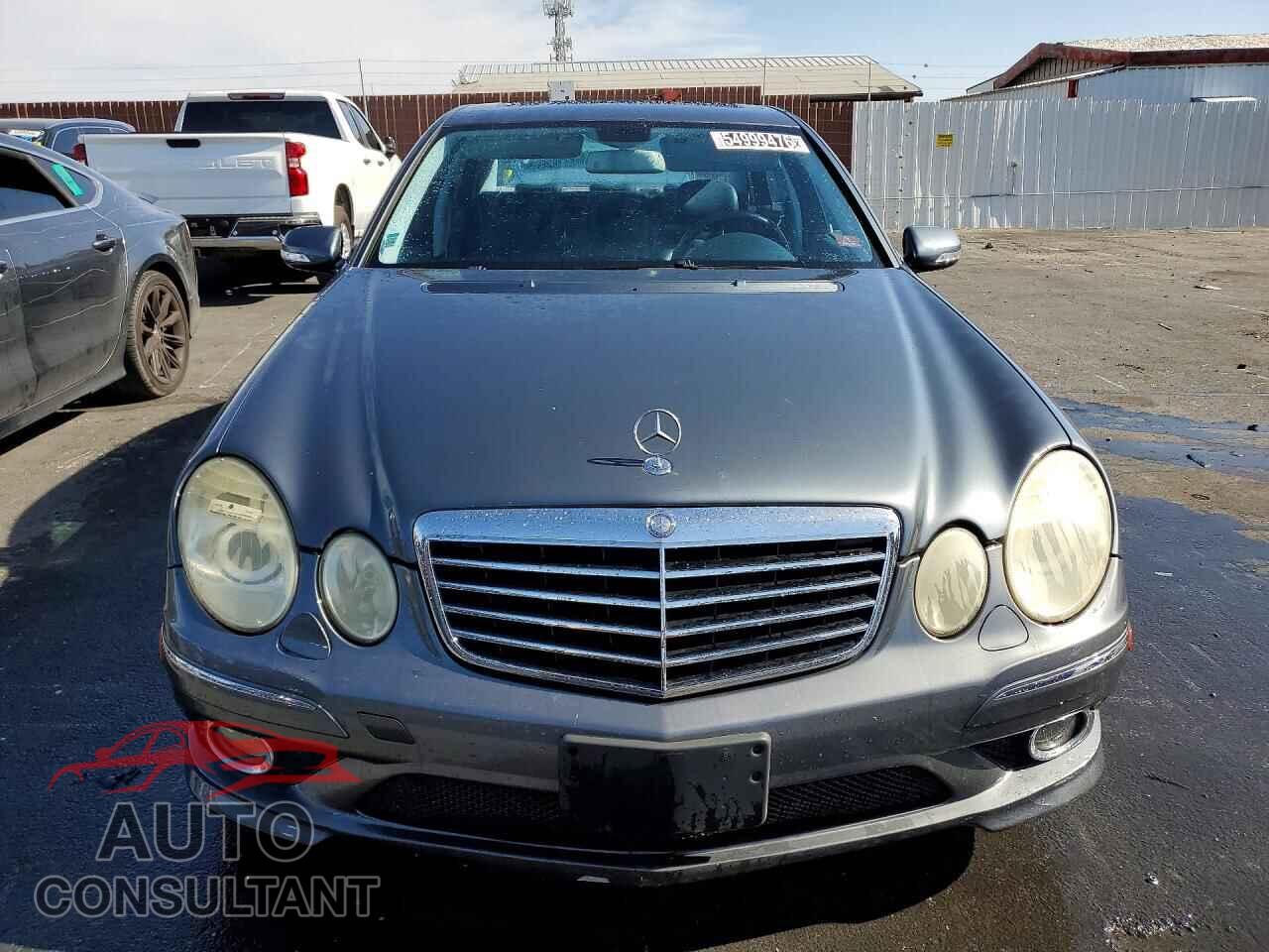 MERCEDES-BENZ E-CLASS 2009 - WDBUF56X49B430731