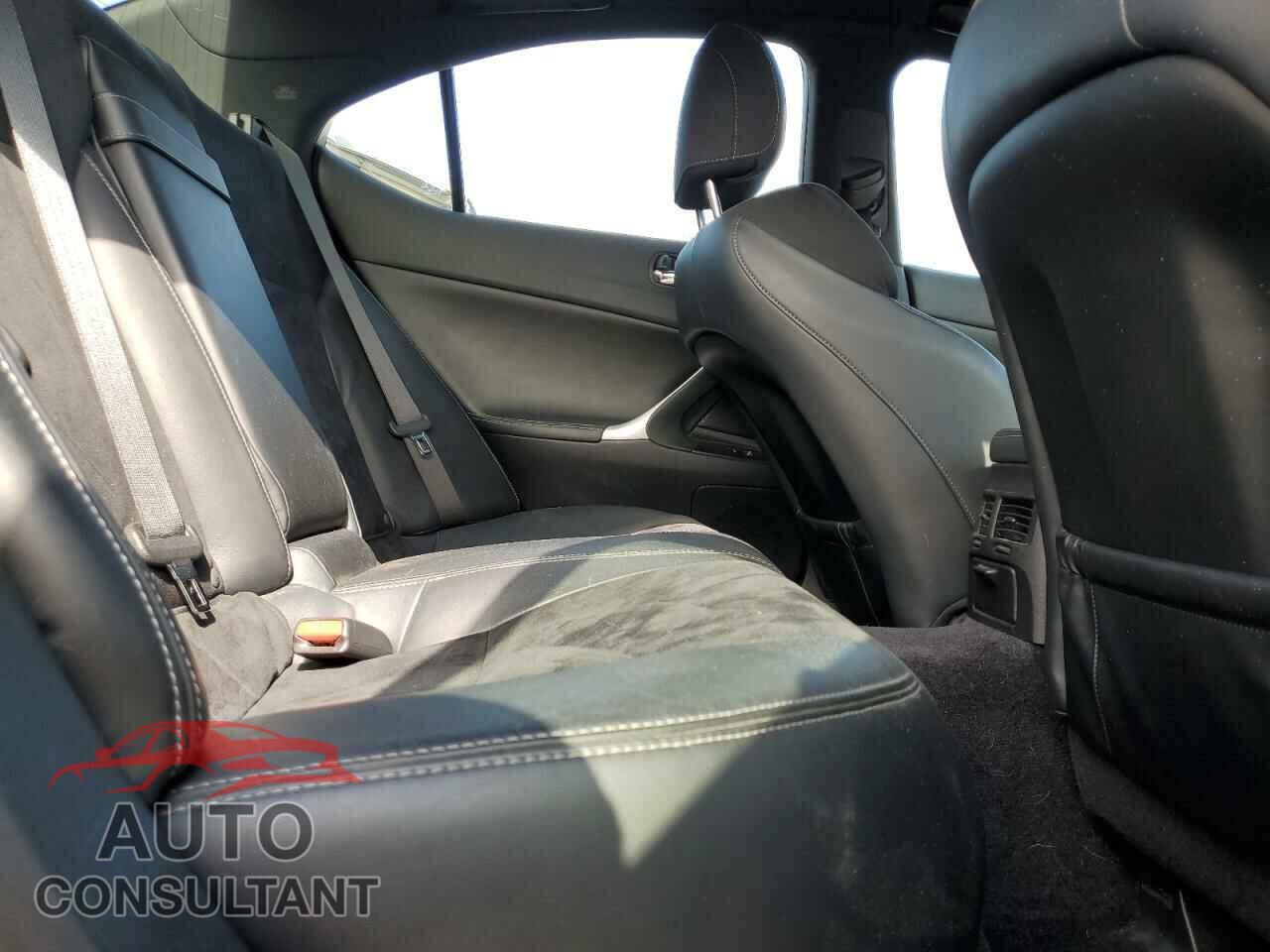 LEXUS IS 2012 - JTHBF5C26C5168880