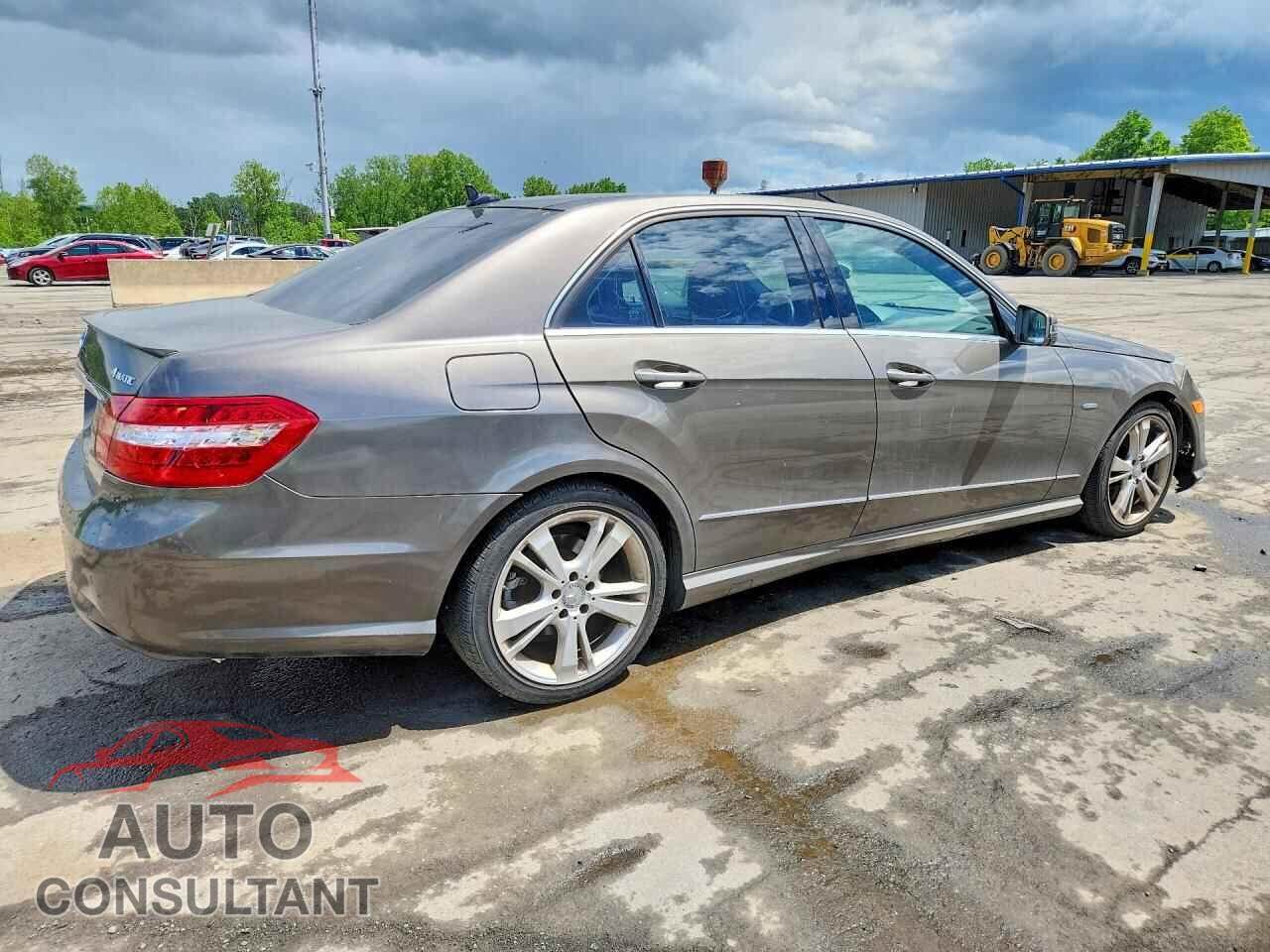 MERCEDES-BENZ E-CLASS 2012 - WDDHF8JB7CA535105