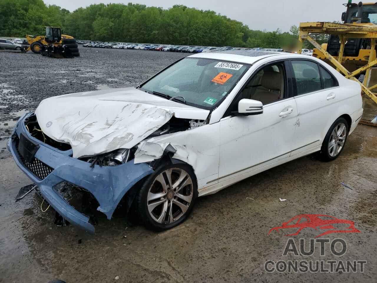 MERCEDES-BENZ C-CLASS 2013 - WDDGF8ABXDR265365