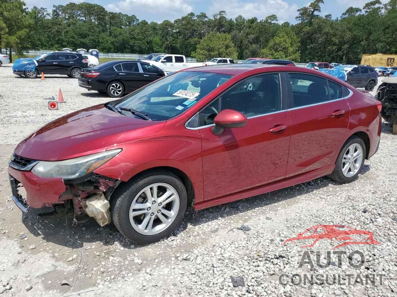 CHEVROLET CRUZE 2018 - 1G1BE5SMXJ7166759